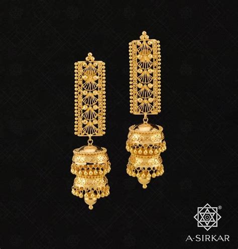 Pin By Pooja Ga On Gold Designs Gold Jewelry Stores Gold Earrings