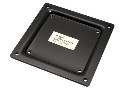 Adaptér VESA 75 -> VESA 100 | SECOMP a.s.