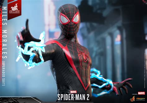 Marvel S Spider Man Video Game Hot Toys Spider Man And Miles Morales The Toyark News