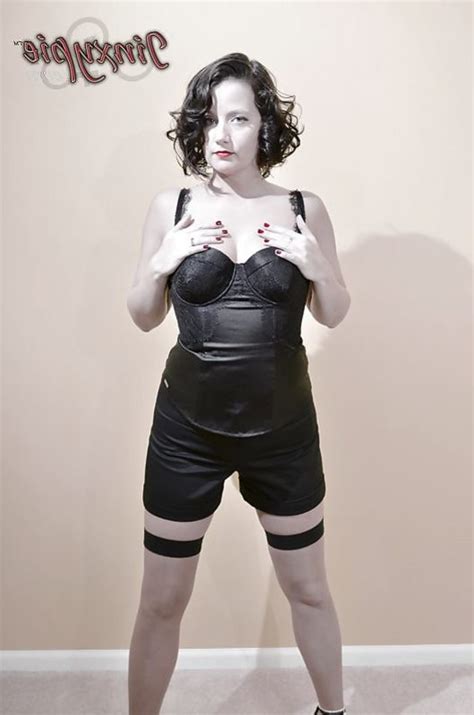 Glamour Chick Jinxypie ZB Porn