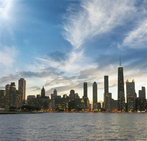 Chicago Sunset Skyline in Summer Stock Image - Image of landmark ...