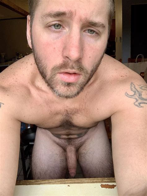 Come Keep Me Warm Pms Welcome Nudes Ladybonersgw Nude Pics Org