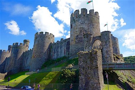 conwy castle north wales    visit