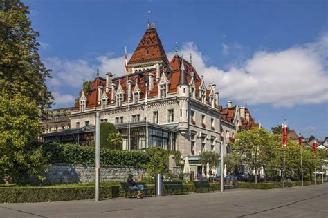 Замок Уши — Европа, Щвейцария, Во