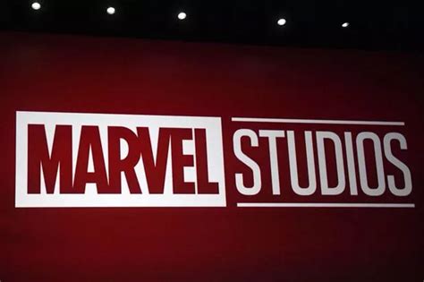 Home Alone Mum Star Wants Steamy Nude Scene And Declares My Body Is Ready Daily Star