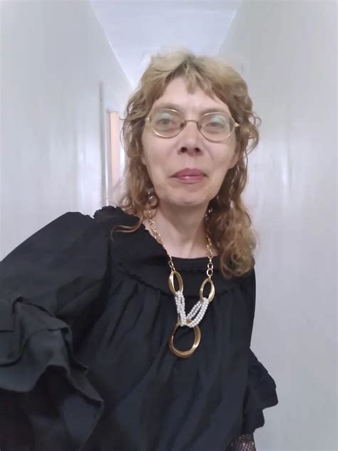 Shirley Milf Slut Shirleymilfslut Cam Free Live Nude Sex Show Chat Camsoda