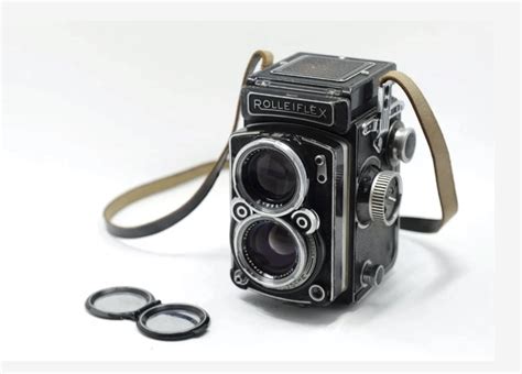 6 Cameras For Street Photography That Started a Movement