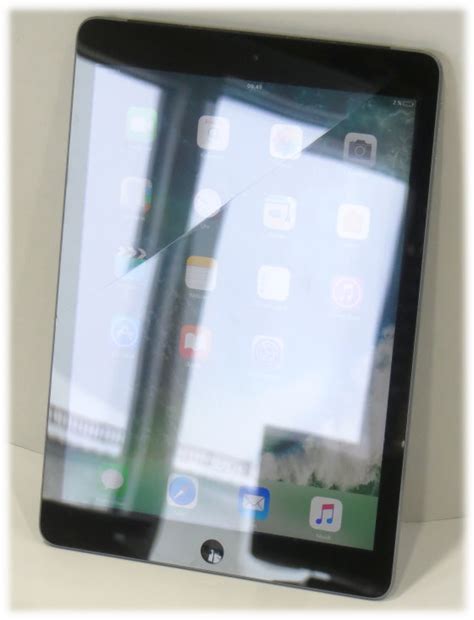 Apple iPad Air 32GB Wifi + Cellular schwarz Glasbruch C-Ware-Tablet-PC ...