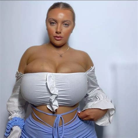 Bigger Than Her Head Nudes Amazingtits NUDE PICS ORG