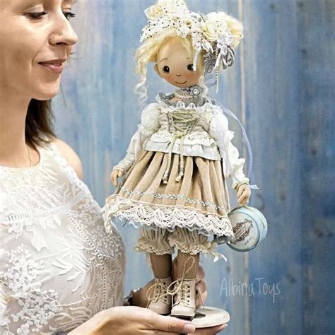 Pin on Куклы и кукольный гардероб