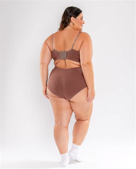 Calcinha hot pant plus size em algodão que veste do até o