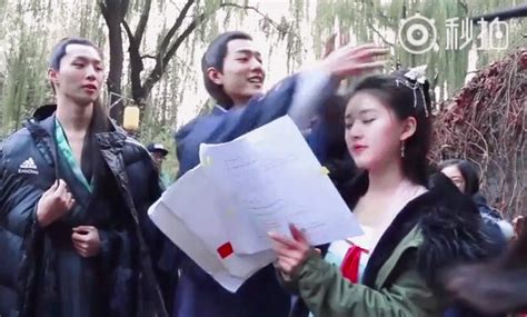 Triệu Lộ Tư yêu Tiêu Chiến tiếp tục bị lan truyền nhà gái đáp trả gay