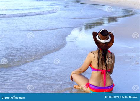 Woman Shape Beautiful Bikini And Hat Sunshine On Beach Stock Photo Image Of Landscape Huge