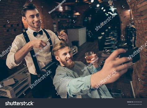 413 Shopping Classy Friends Images Stock Photos And Vectors Shutterstock