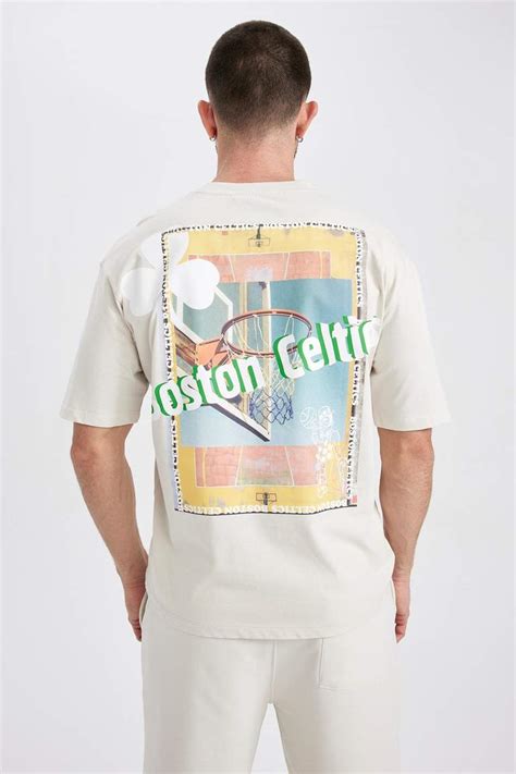 Beige MAN Defacto Fit NBA Boston Celtics Licensed Oversize T Shirt