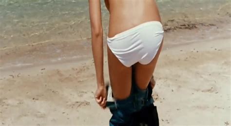 Naked Giovanna Di Rauso In La Terra