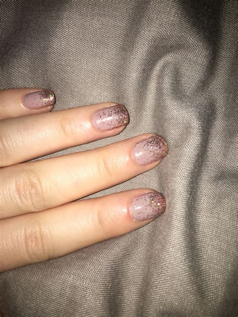 Shellac Nude With Rose Gold Wedding Nails Shellac Nails Nails