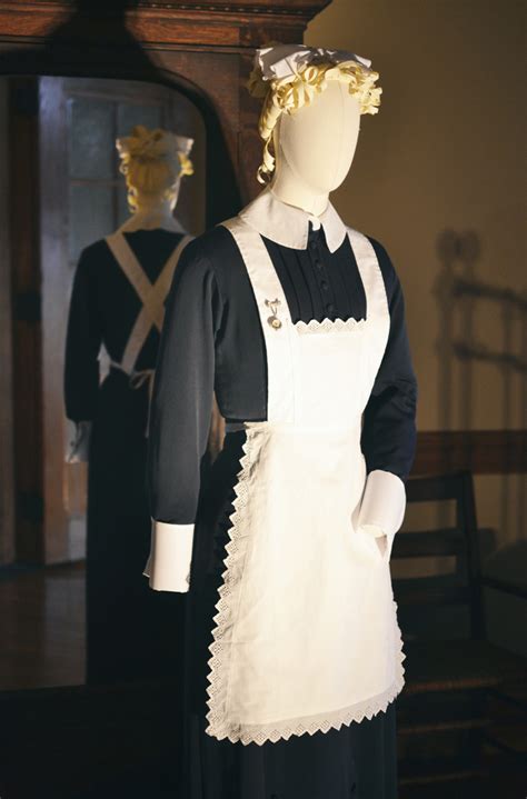 The Flying Clubhouse Glamour On Board Titanic Costume Exhibition