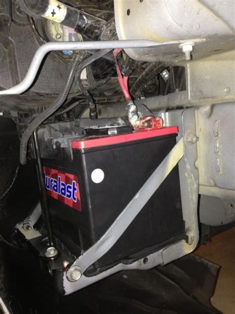 Battery Removal for 2008 Sebring by saltydog | chrysler | diys | DIY