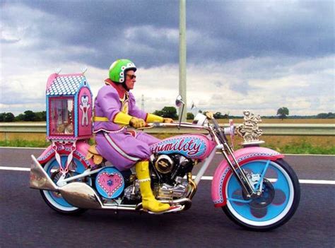 Pin By Johann K On Stuff I Found On The Web Motorbikes Naked Bike Motorcycle