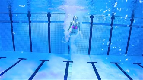 Naked Linda Barker Added By Mungy