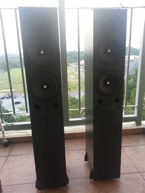 Mordaunt Short Carnival 6 (USED)