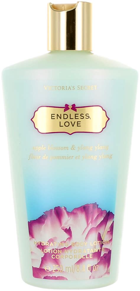 [100+] Victoria Secret Png Images | Wallpapers.com