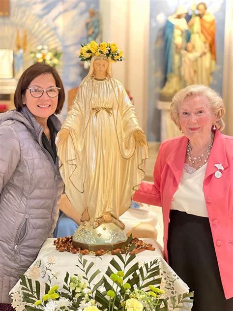 May Crowning Divine Mercy Parish Carteret Nj