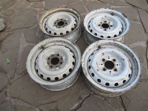Диски ваз 2103 2106 бескамерные R 13 4 98: 510 грн. - Диски Ржищев на Olx