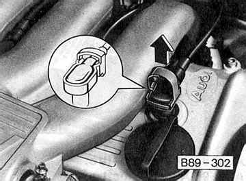 Ауди 80, 90, Купе (Б3). Свечи зажигания. Audi 80 / 90 / Coupe (B3) / f35902