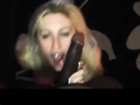 Sexy British Milf Deepthroats A Bbc