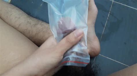 Gay việt nam bắn đầy tinh dịch vào túi nhựa BoyFriendTV