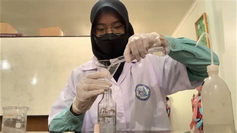 Pembuatan Larutan Naoh Dan Larutan Hcl Revisi Teknik Laboratorium