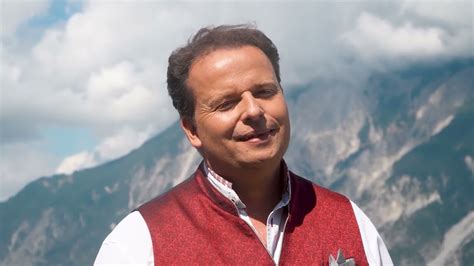 Sanny die Stimme der Berge - Dolomitengold (Offizielles Musikvideo ...