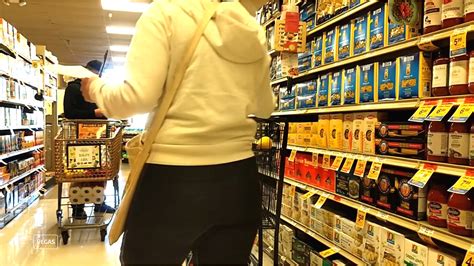 Fat Ass Milf Catches Me Spandex Leggings Yoga Pants Forum