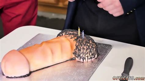 Straight Hunk Of Dubai Gay Lance S Big Birthday Surprise