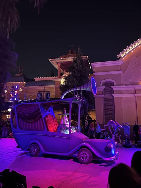 Drive Safe Today Friends Rdisneyland
