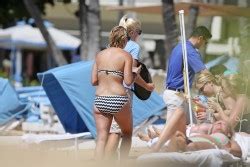 Miranda Lambert Wearing A Bikini At A Beach In Hawaii 09 19 14 LQ Tag Phun Org Forum