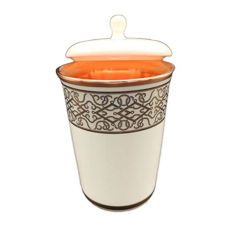 Зэс дотортой гангар шаазан аяга