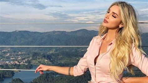 VIDEO Melina Ramírez en cámara lenta mientras luce sensual bikini Minuto