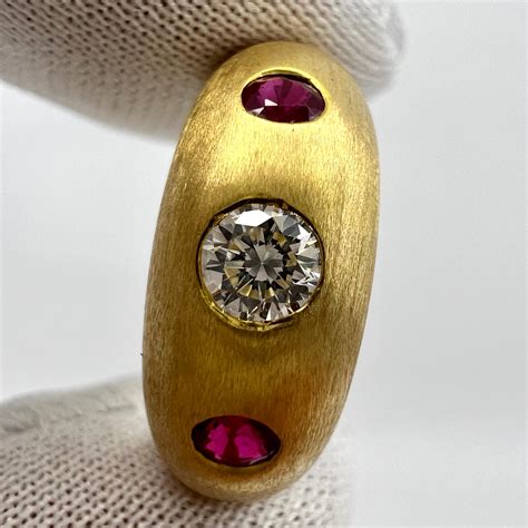 Vintage Cartier Diamond Ruby Daphne 18k Brushed Gold Three Stone Domed