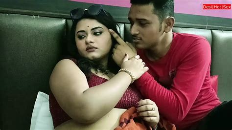 Desi Pure Hot Bhabhi Fucking With Neighbour Boy Hindi Web Sex XHamster