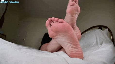 Bratty Blonde Big WIDE SOLES Are Back MP4 Amateur Soles Giantess And Footjobs Clips4sale