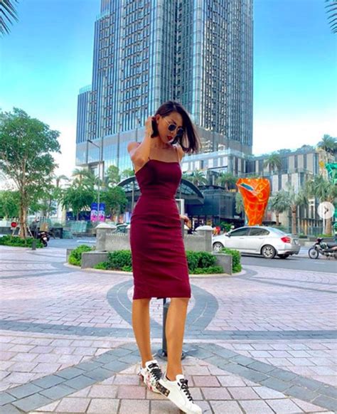 Người tình tin đồn của Hoa hậu Kỳ Duyên tung loạt hình bikini nóng bỏng