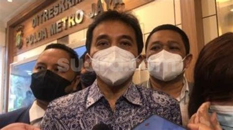 Diperiksa Kasus Fitnah Lucky Alamsyah Roy Suryo Bawa 3 Saksi Sekaligus