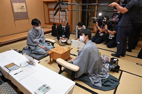 叡王戦第2局、藤井聡太二冠の逆転負けでシリーズは1勝1敗のタイに／将棋 イザ！