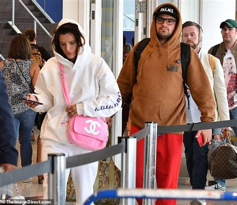 Bella Thorne Spotted At LAX After Releasing Her Own Nude Photos In Response To Hacker S Threat