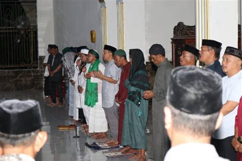 Kunker Di Pulau Jampea Bupati Basli Ali Gelar Dzikir Dan Doa Bersama