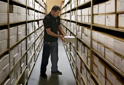 KCK Police Department To Review Over 150 Cases Investigated By Former Detective Accused Of Sex