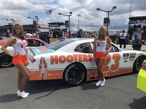 Pin On Hooters Girls